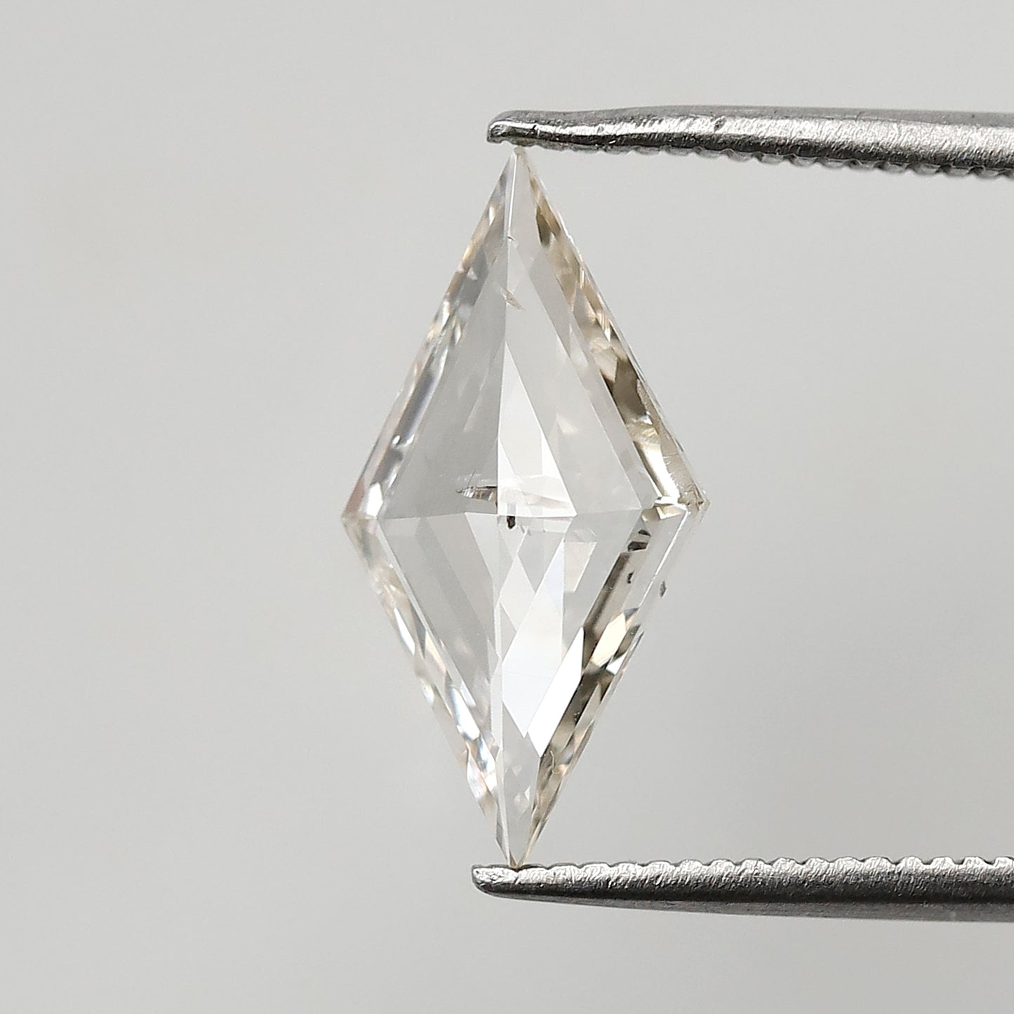 1.39 CT 14.70 MM Lozenge Cut Natural Diamond Light Champagne color SI Clarity Diamond For Jewelry