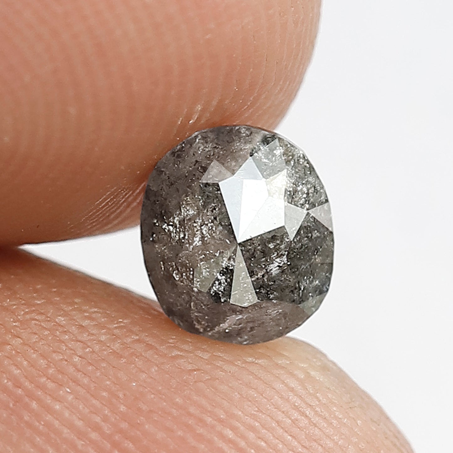 0.91 CT Oval shape Natural loose Grey Black color 6.30 MM salt and pepper diamond