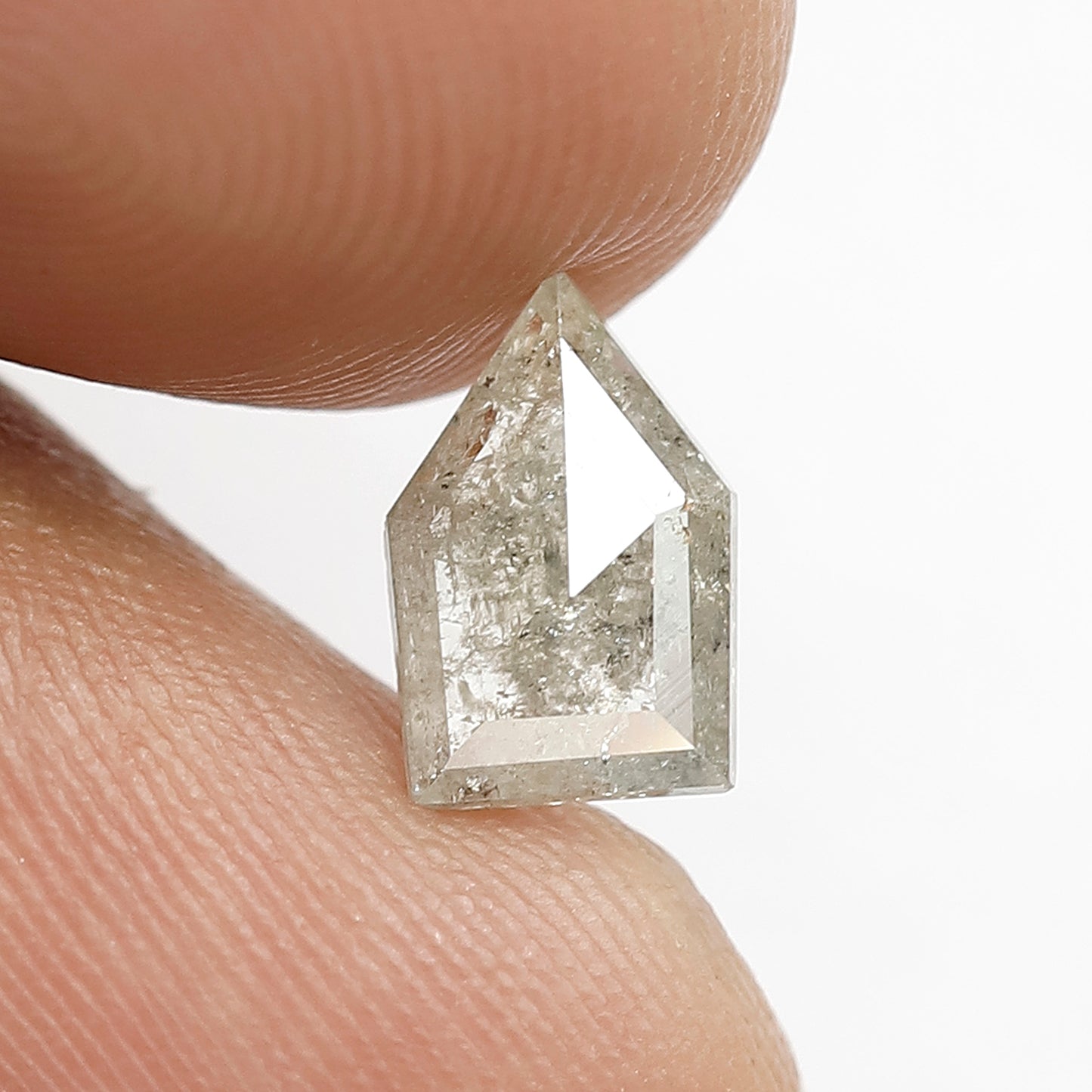0.98 CT Geometric shape Natural loose Grey Black color 7.80 MM salt and pepper diamond