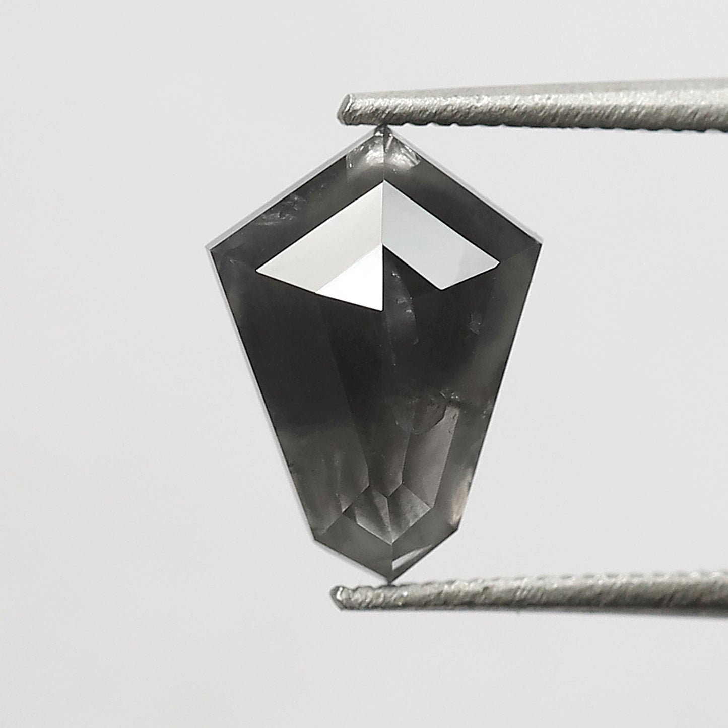 1.59 CT 9.80 MM Geometric Shape Black Grey Color Loose Natural Diamond For Birthday ring