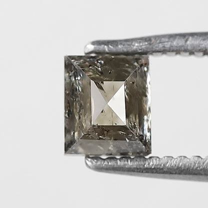 0.67 CT Geometric Shape Salt and Pepper Diamond 4.50 MM greenish Color Loose Natural Diamond For Wedding Ring