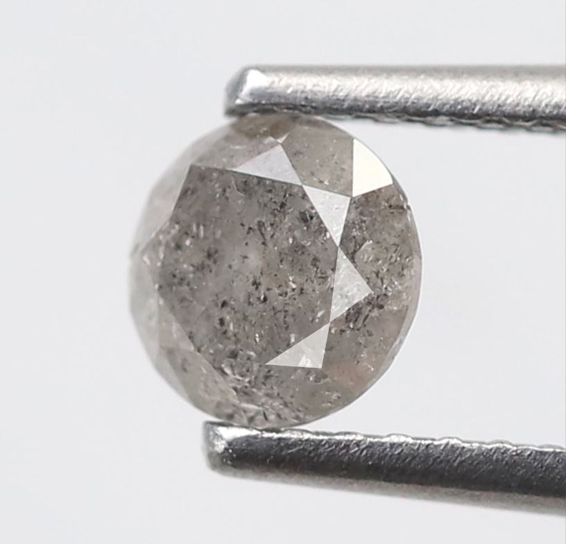 0.60 CT Round Brilliant cut Loose Natural Diamond, 5 x 5 mm Ethically Sourced Salt and Pepper Diamond