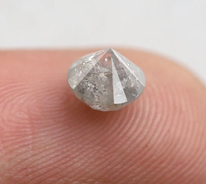 1.08 CT, 5.9 x 5.9 MM Round Brilliant cut Conflict Free Gray Black Salt and Pepper Diamond For Engagement Ring