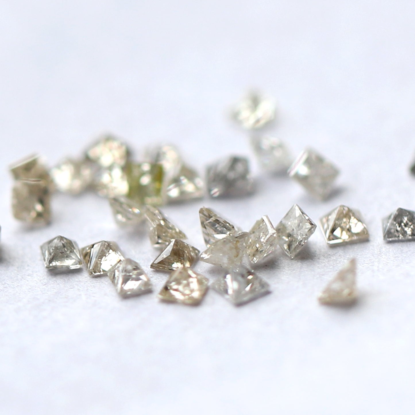 0.95 CT Brownish Gray Princess Cut Diamond Lot, Natural Conflict Free Loose Diamonds 1.7–2 mm for Wedding Jewelry Making
