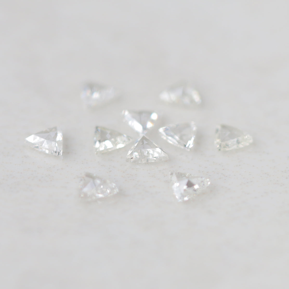 1.00 CT GH color Eye Clean Vs/SI Clarity Loose Natural Diamond 3 MM Triangle Shape Clear Rose Cut Diamond Wedding Ring