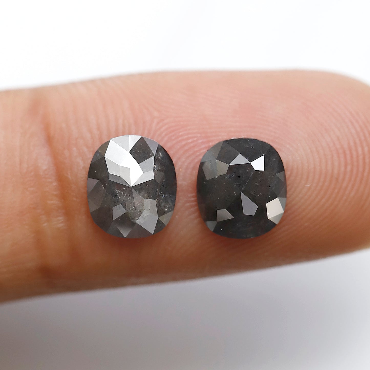 2.31 Ct 7.50 MM Pair Of Oval Shape Salt and pepper Diamond Loose Natural Grey Black Color Diamond For Jewelry