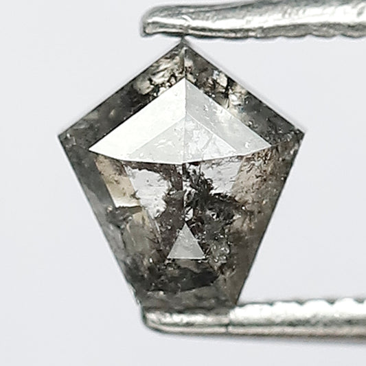 0.77 CT Geometric Shape Natural Grey Black Color 5.7 x 5.3 x 3.4 MM Natural Loose Real Salt and Pepper Diamond Engagement Ring