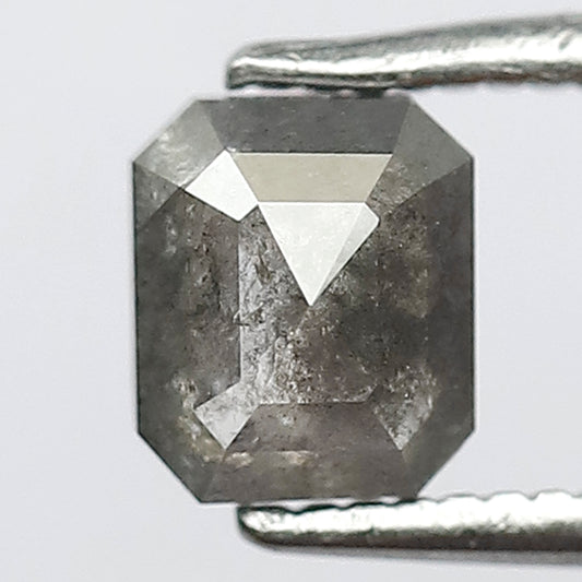 5.6 x 4.8 x 2.8 MM Loose Natural Emerald Shape Natural Grey Black Color 0.79 CT Salt and Pepper Diamond For Making Proposal Diamond Ring