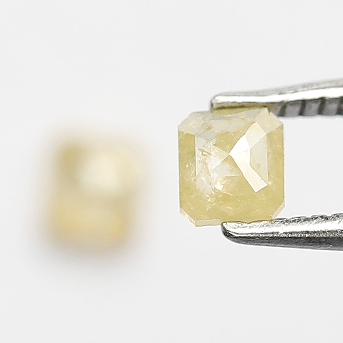 Natural 0.48 CT Emerald Pair Diamonds, 3.70 MM Loose Yellowish Rustic Diamonds For Earrings