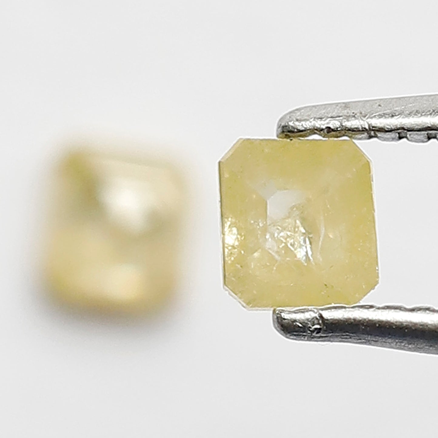 Natural 0.48 CT Emerald Pair Diamonds, 3.70 MM Loose Yellowish Rustic Diamonds For Earrings
