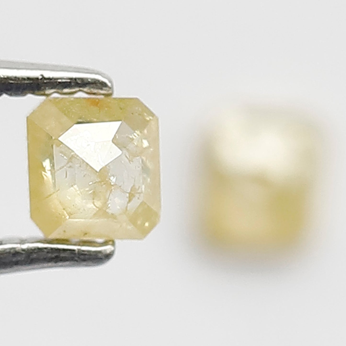 Natural 0.48 CT Emerald Pair Diamonds, 3.70 MM Loose Yellowish Rustic Diamonds For Earrings