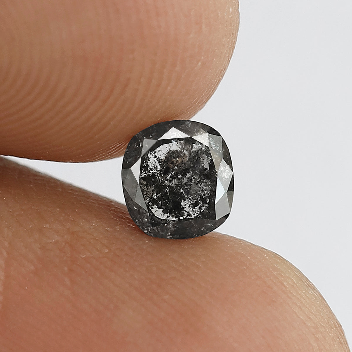 0.76 CT cushion Shape Salt and Pepper Diamond 5 MM grey black Color Loose Natural Diamond For Wedding Ring