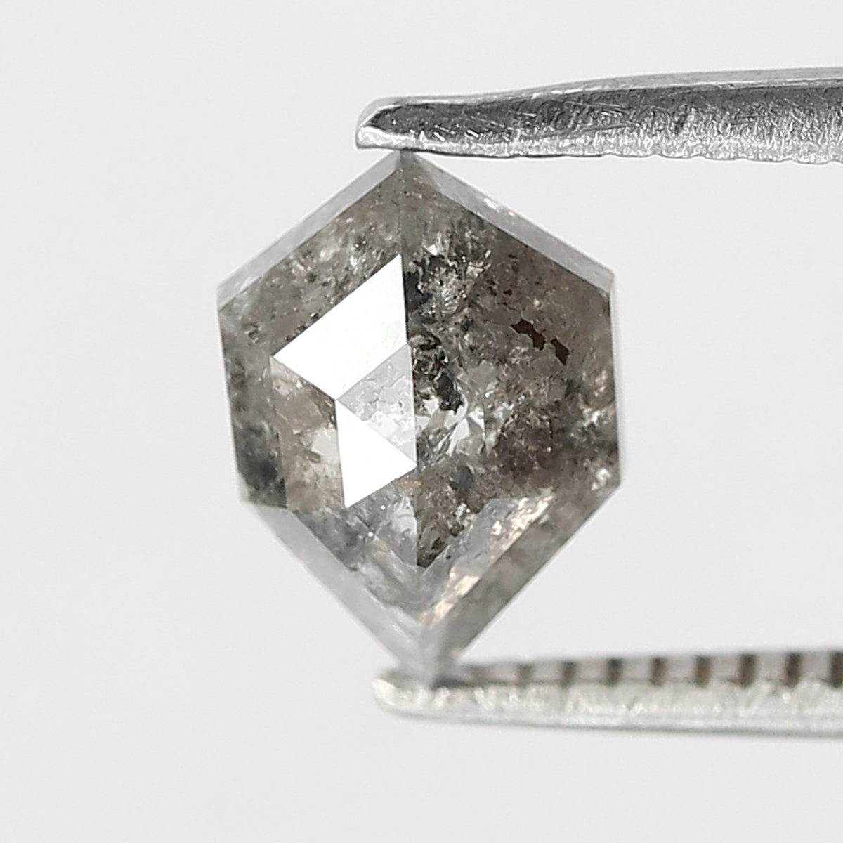 1.24 CT geometric Shape Salt and Pepper Diamond 7.90 MM black grey Color Loose Natural Diamond For Wedding Ring