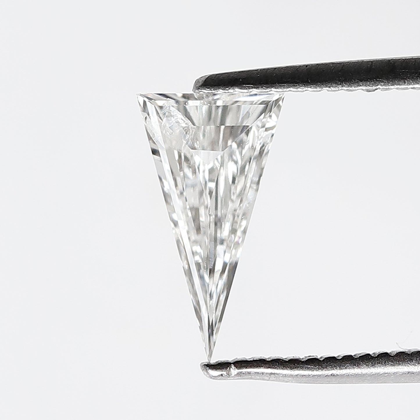 0.46 Ct 9.80 MM Elongated Triangle Shape Natural Loose Diamond Triangle Cut FG Color Vs Si Clarity Diamond