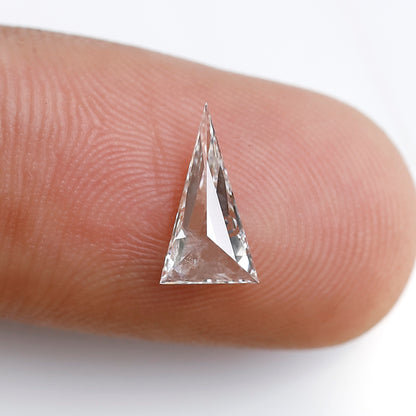 0.46 Ct 9.80 MM Elongated Triangle Shape Natural Loose Diamond Triangle Cut FG Color Vs Si Clarity Diamond