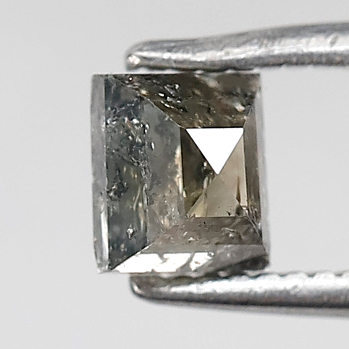 0.67 CT Geometric Shape Salt and Pepper Diamond 4.50 MM greenish Color Loose Natural Diamond For Wedding Ring