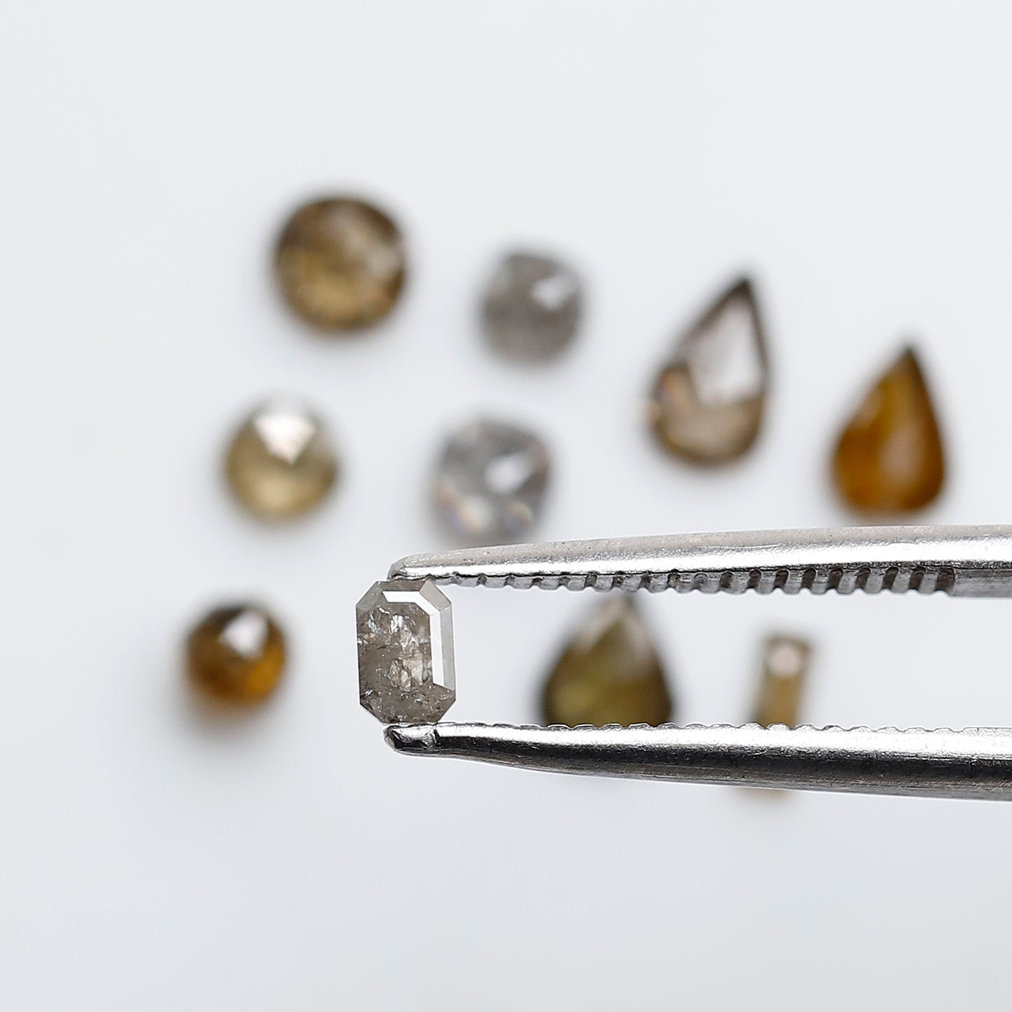 1.29 CT Natural Loose Mix Shape I2 Clarity Diamonds 2.8 to 5.0 MM Champagne Color Pear Cut Oval Cut Round cut Fancy Diamonds For 10 Pieces