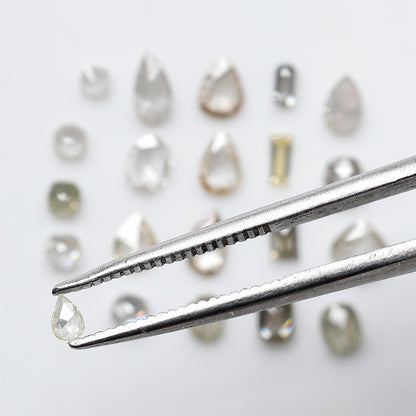 1.39 CT Mix Shape Natural Loose Diamonds 1.8 to 4.4 MM Pear Cut Oval Cut Emerald Cut Light Brown Color SI Clarity Diamonds For 21 Pieces