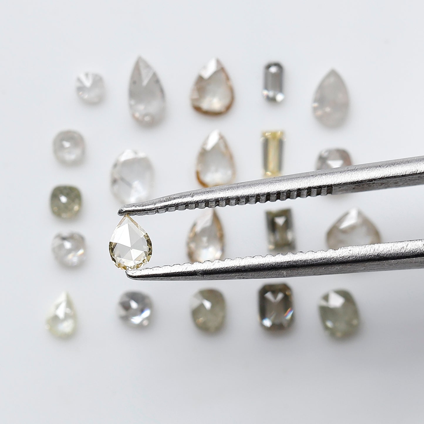 1.39 CT Mix Shape Natural Loose Diamonds 1.8 to 4.4 MM Pear Cut Oval Cut Emerald Cut Light Brown Color SI Clarity Diamonds For 21 Pieces
