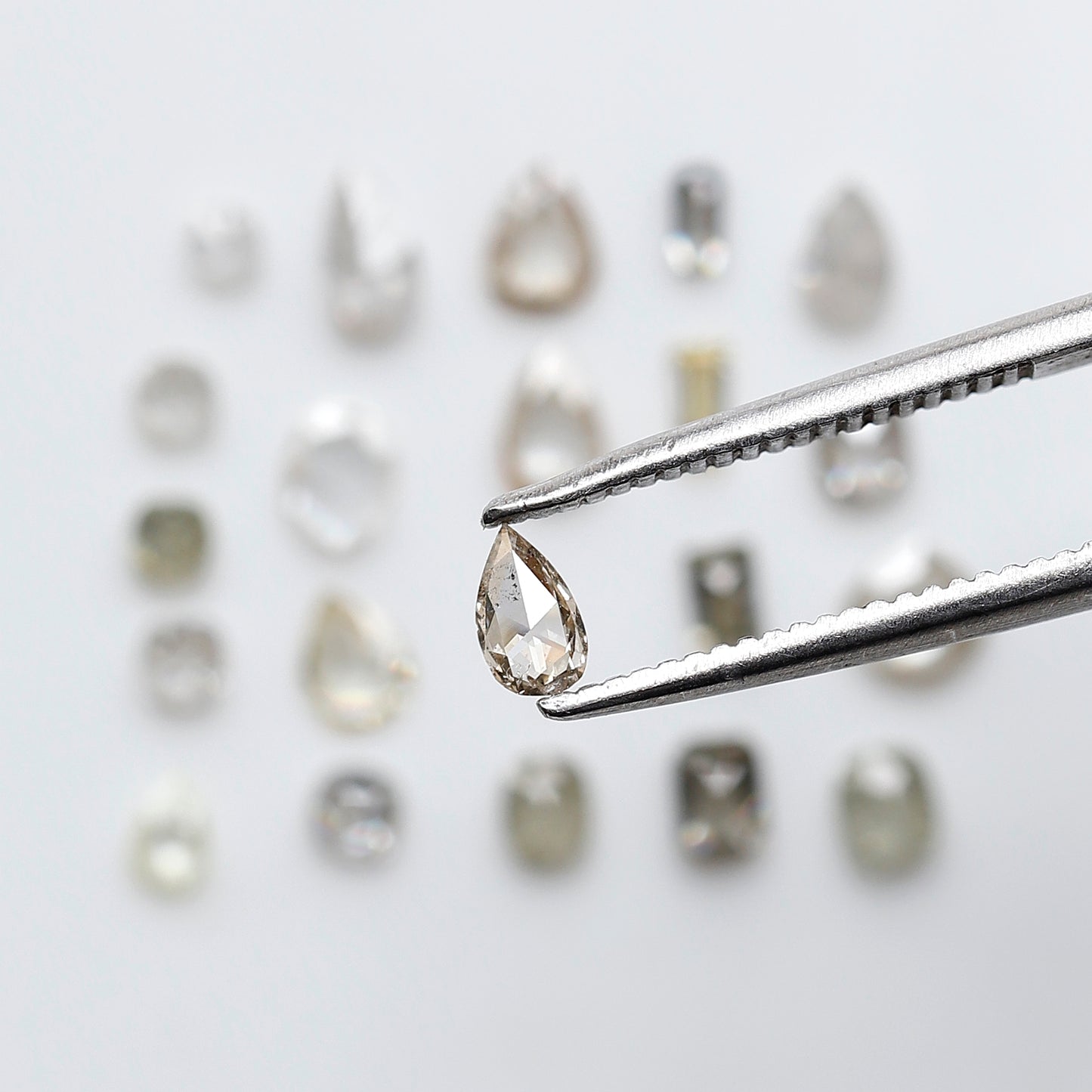 1.39 CT Mix Shape Natural Loose Diamonds 1.8 to 4.4 MM Pear Cut Oval Cut Emerald Cut Light Brown Color SI Clarity Diamonds For 21 Pieces