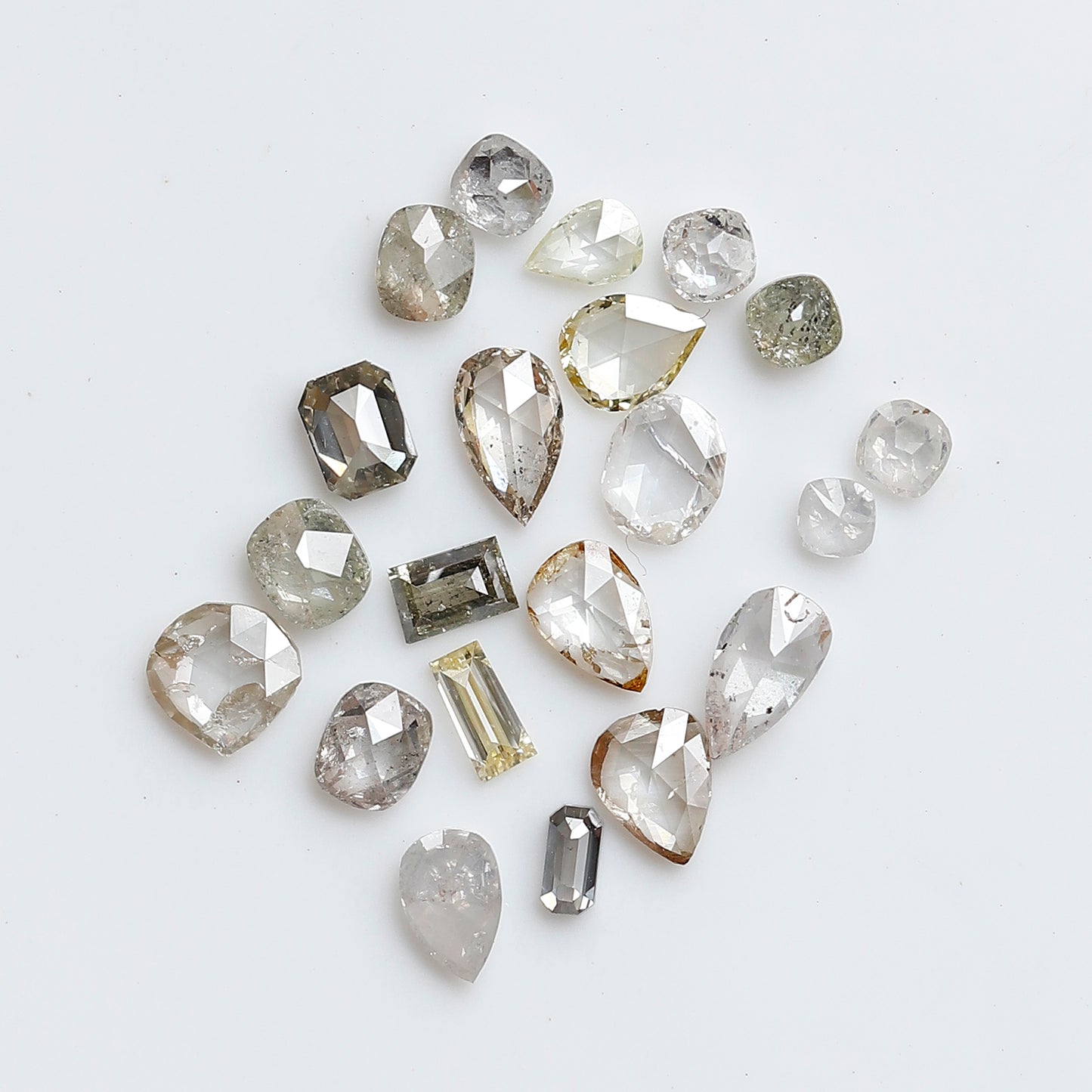 1.39 CT Mix Shape Natural Loose Diamonds 1.8 to 4.4 MM Pear Cut Oval Cut Emerald Cut Light Brown Color SI Clarity Diamonds For 21 Pieces