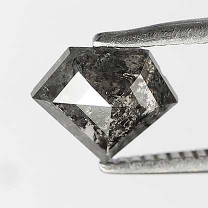 0.80 CT Geometric shape Natural loose 5.70 mm Grey Black color salt and pepper Diamond