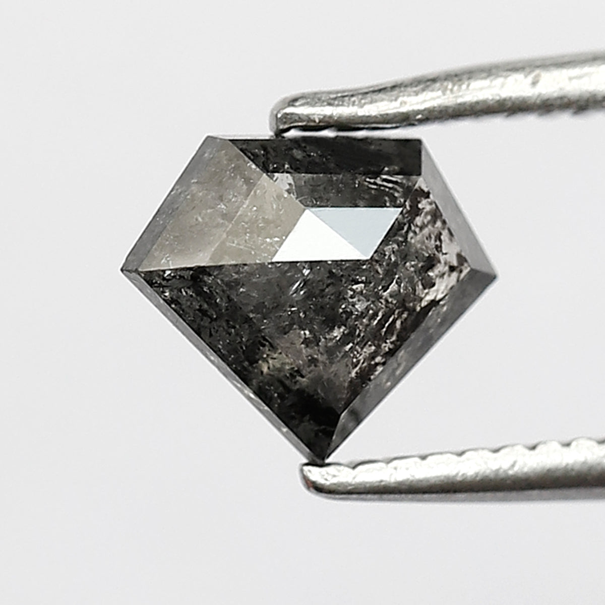 0.80 CT Geometric shape Natural loose 5.70 mm Grey Black color salt and pepper Diamond