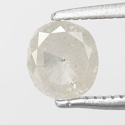 0.76 CT Oval shape Misty White color Natural loose 5.80 mm salt and pepper diamond