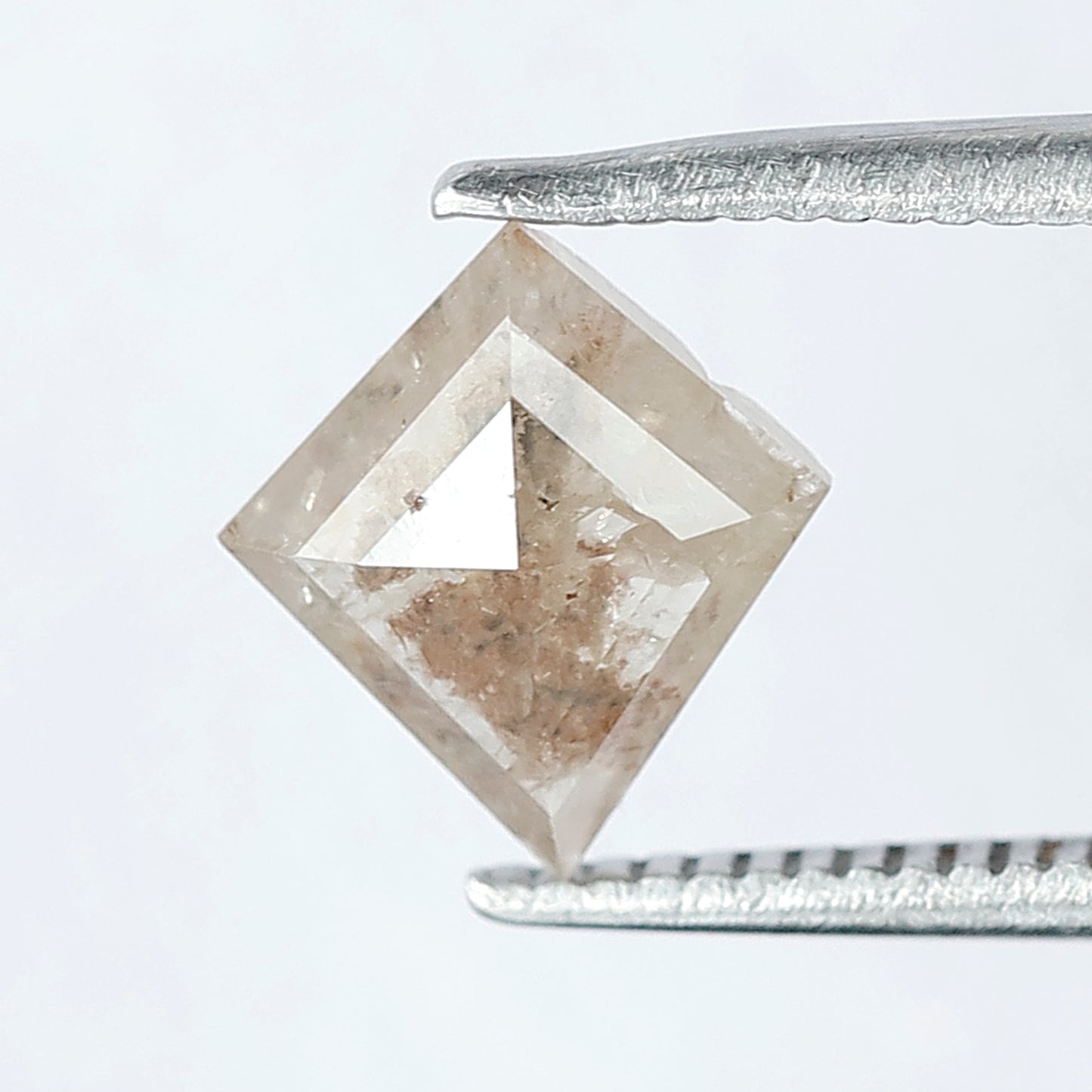 0.95 CT 8 MM Beautiful Kite Shape Loose Rustic Diamond Fancy Grey Red Color