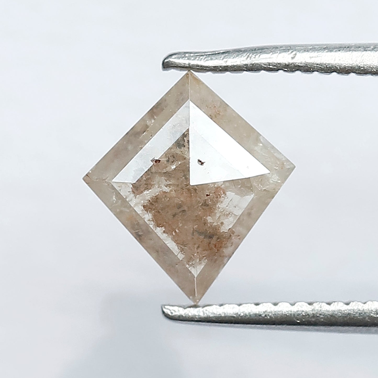 0.95 CT 8 MM Beautiful Kite Shape Loose Rustic Diamond Fancy Grey Red Color