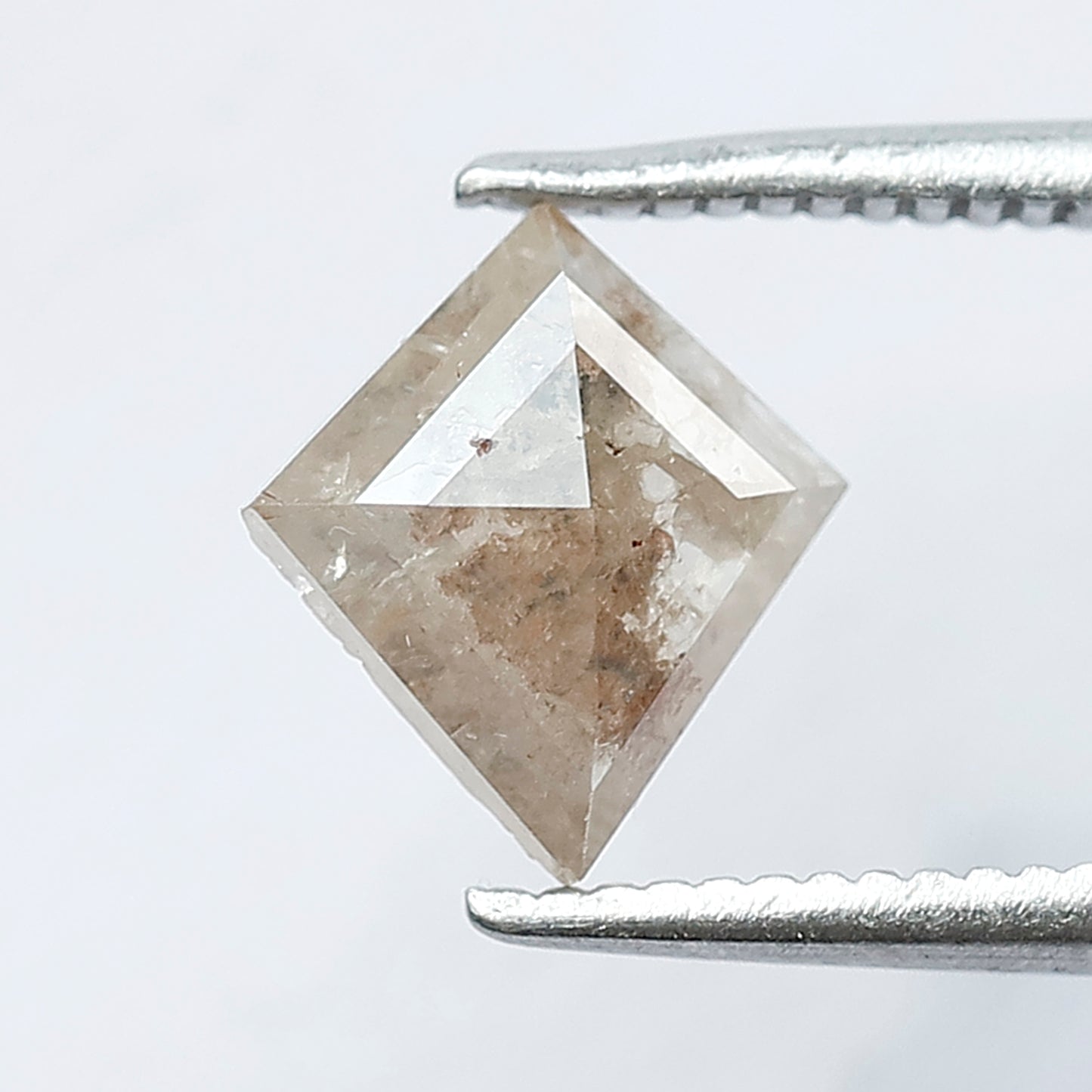 0.95 CT 8 MM Beautiful Kite Shape Loose Rustic Diamond Fancy Grey Red Color