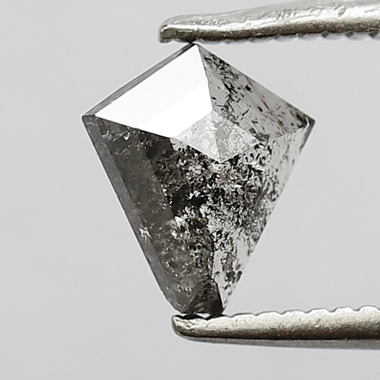 0.53 CT kite shape salt and pepper diamond 6.90 mm gray-black color loose natural diamond for making jewelry