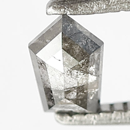 0.32 CT Geometric Shape Natural Conflict Free Grey Black Color Diamond 5 MM Earth Mined Diamond for Jewelry