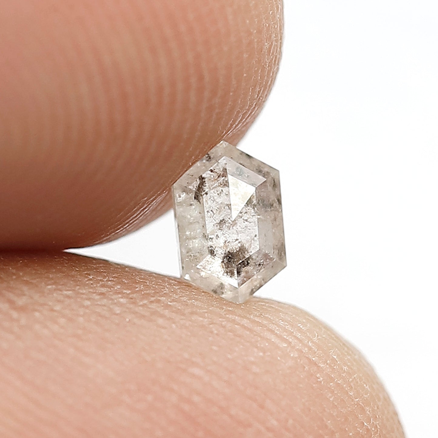 0.38 CT Natural White Color Diamond 5 MM Hexagonal Shape Salt and Pepper Diamond for Ornaments