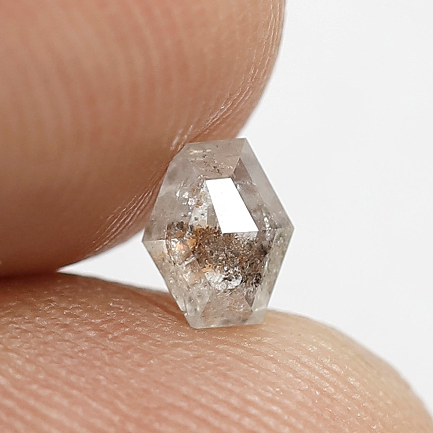 0.36 CT Conflict Free Loose Natural Geometric Shape Grey Black Color Diamond 4.8 MM Salt And Pepper Diamond for Wedding Ring