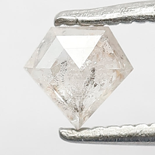 0.38 CT Translucent Natural Misty White Color Pentagon Shape Diamond 4.7 MM Salt And Pepper Diamond For Jewelry