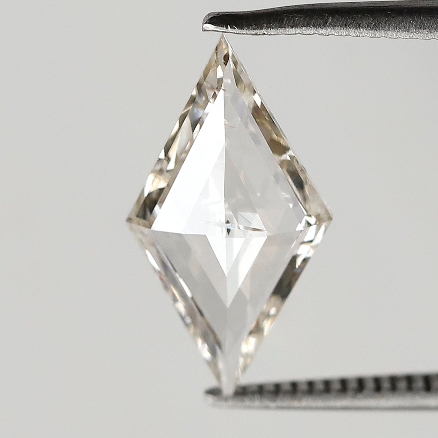 1.39 CT 14.70 MM Lozenge Cut Natural Diamond Light Champagne color SI Clarity Diamond For Jewelry