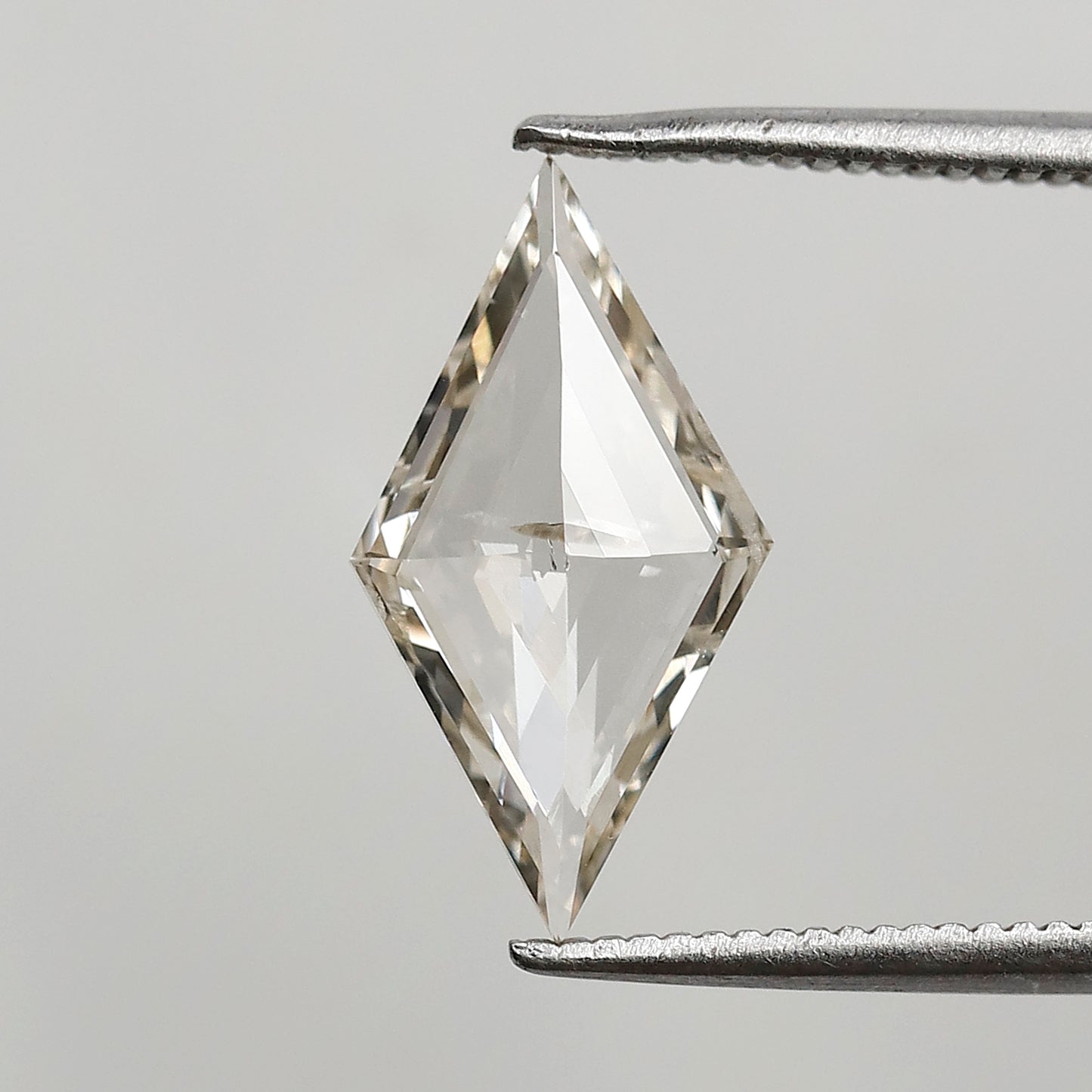 1.39 CT 14.70 MM Lozenge Cut Natural Diamond Light Champagne color SI Clarity Diamond For Jewelry