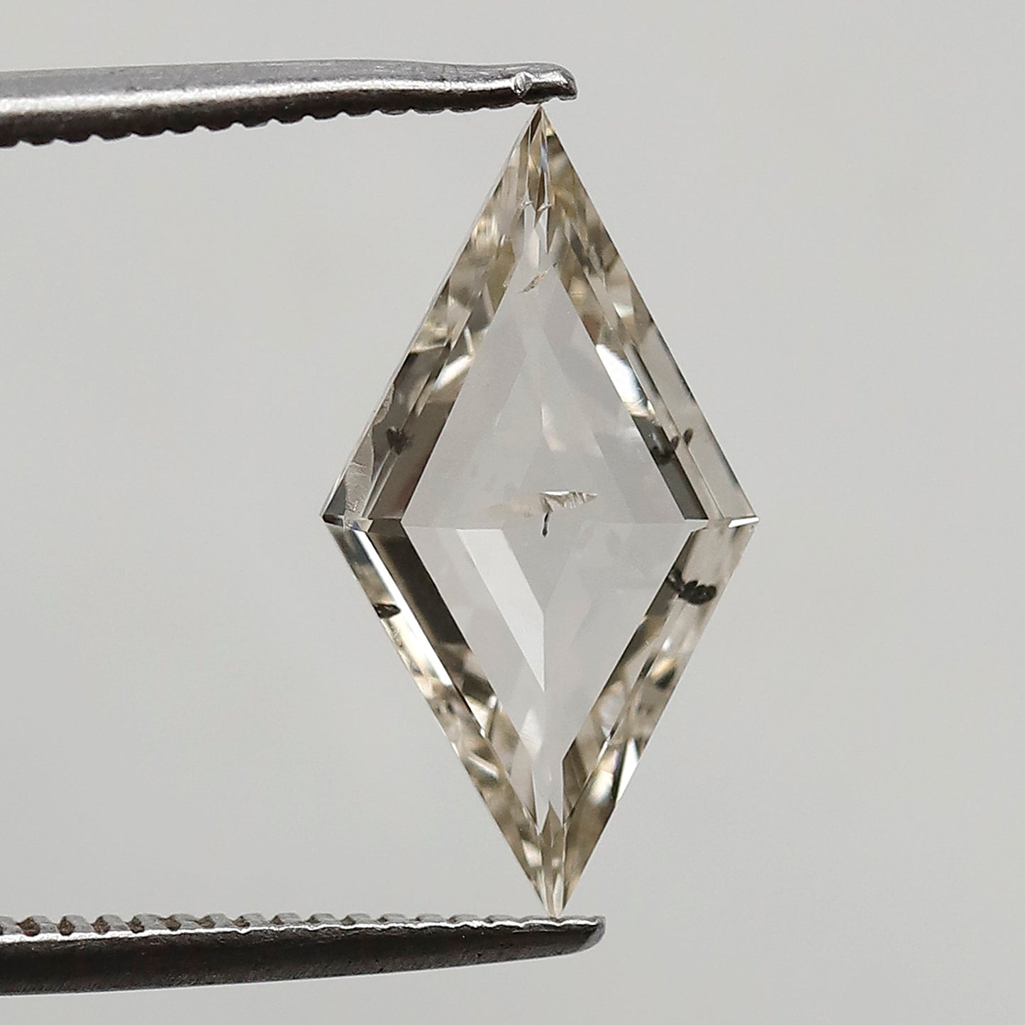 1.39 CT 14.70 MM Lozenge Cut Natural Diamond Light Champagne color SI Clarity Diamond For Jewelry