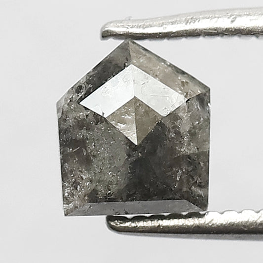 0.95 CT Modified Gray Black Diamond, 6.20 MM Natural Salt and Pepper Diamond