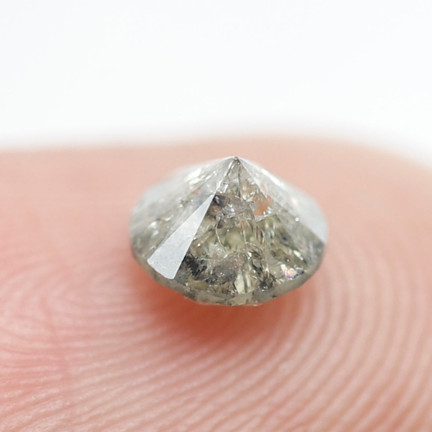 Natural Round Brilliant cut 0.66 CT Earth Mined Diamond, 5.10 mm Yellowish Gray Loose Diamond For Promise Ring