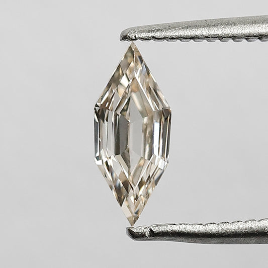 0.61 CT Loose Natural Light Fancy Orange Color Diamond 8.9 MM VS Clarity Portrait Cut Clear Diamond For Custom Design Jewelry