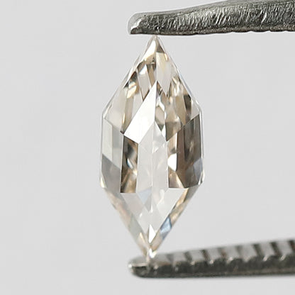 0.61 CT Loose Natural Light Fancy Orange Color Diamond 8.9 MM VS Clarity Portrait Cut Clear Diamond For Custom Design Jewelry