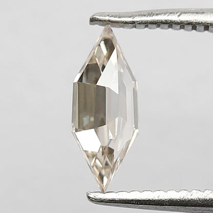 0.61 CT Loose Natural Light Fancy Orange Color Diamond 8.9 MM VS Clarity Portrait Cut Clear Diamond For Custom Design Jewelry