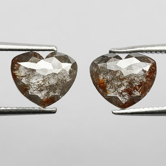 2.17 CT Gorgeous Grayish Red Pair Of Glaring Multi faceted Heart Shaped Loose Ethically Sourced Natural Salt and Pepper Diamond