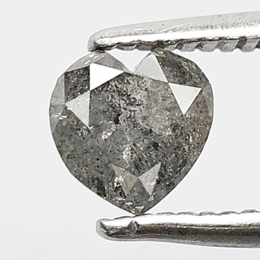 0.65 CT Natural Grey Black Color Loose Natural 5 MM Heart Shape Conflict Free Salt and Pepper Diamond For Engagement Ring