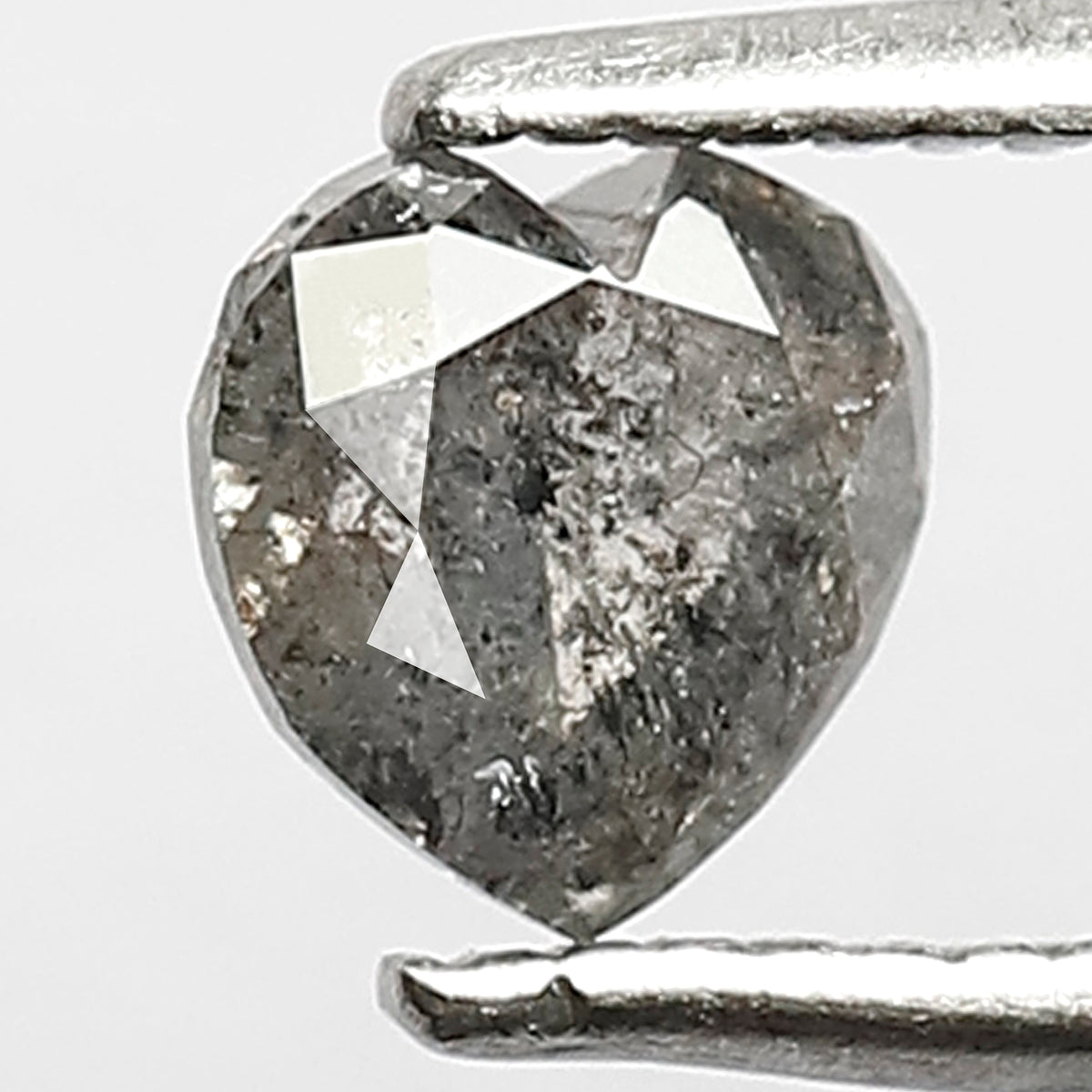 0.65 CT Natural Grey Black Color Loose Natural 5 MM Heart Shape Conflict Free Salt and Pepper Diamond For Engagement Ring
