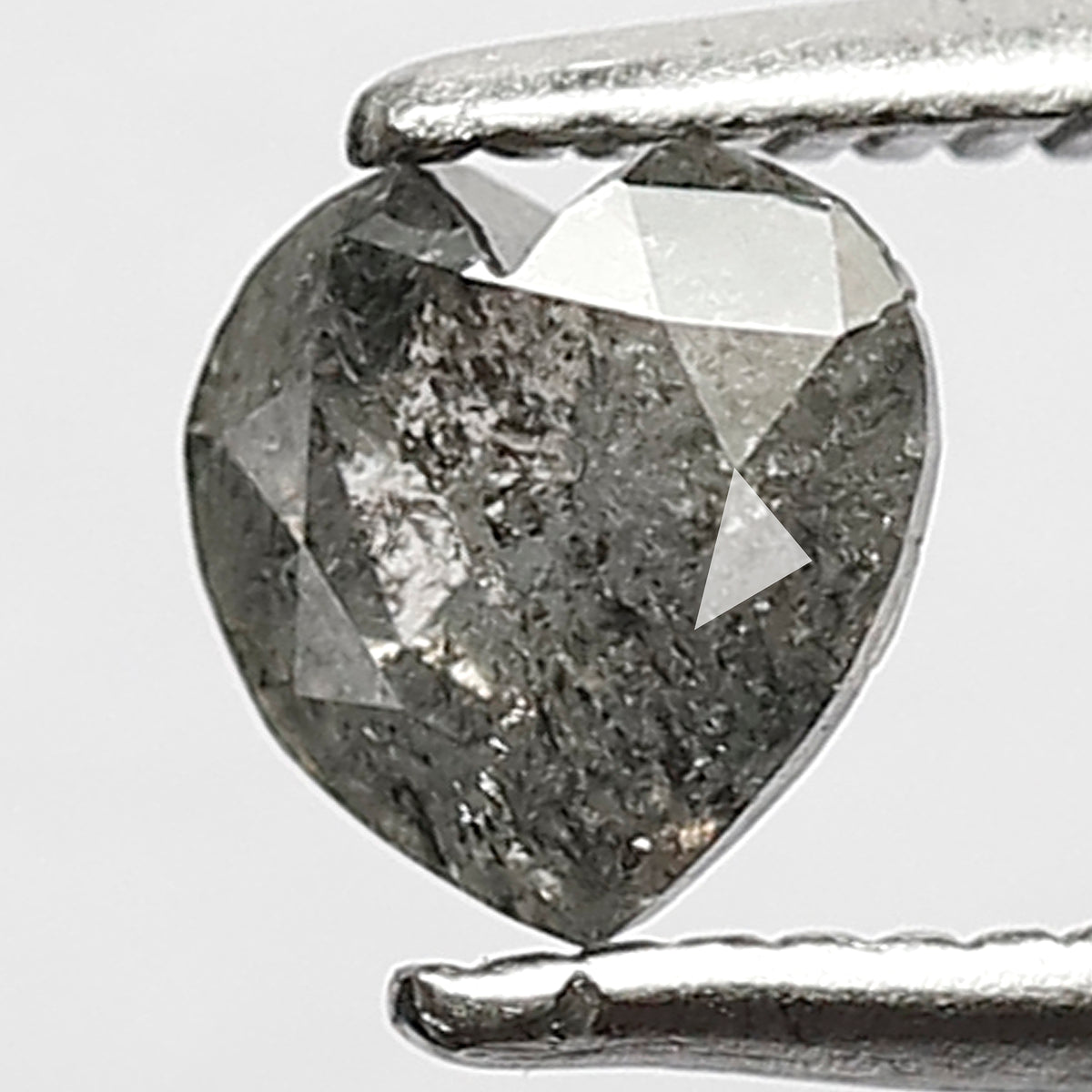 0.65 CT Natural Grey Black Color Loose Natural 5 MM Heart Shape Conflict Free Salt and Pepper Diamond For Engagement Ring