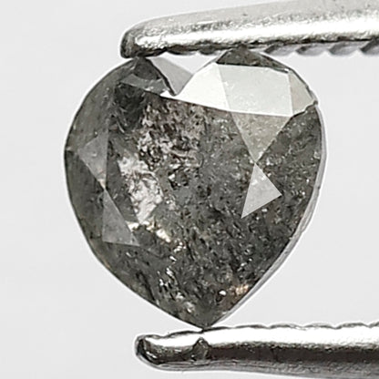 0.65 CT Natural Grey Black Color Loose Natural 5 MM Heart Shape Conflict Free Salt and Pepper Diamond For Engagement Ring