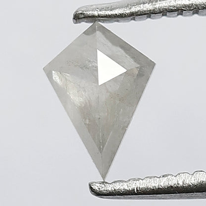 0.36 CT Fancy misty White color 6 mm Step Cut Flat Back Beautiful Kite Shape Salt and Pepper Diamond Perfect For Making Stunning Necklace